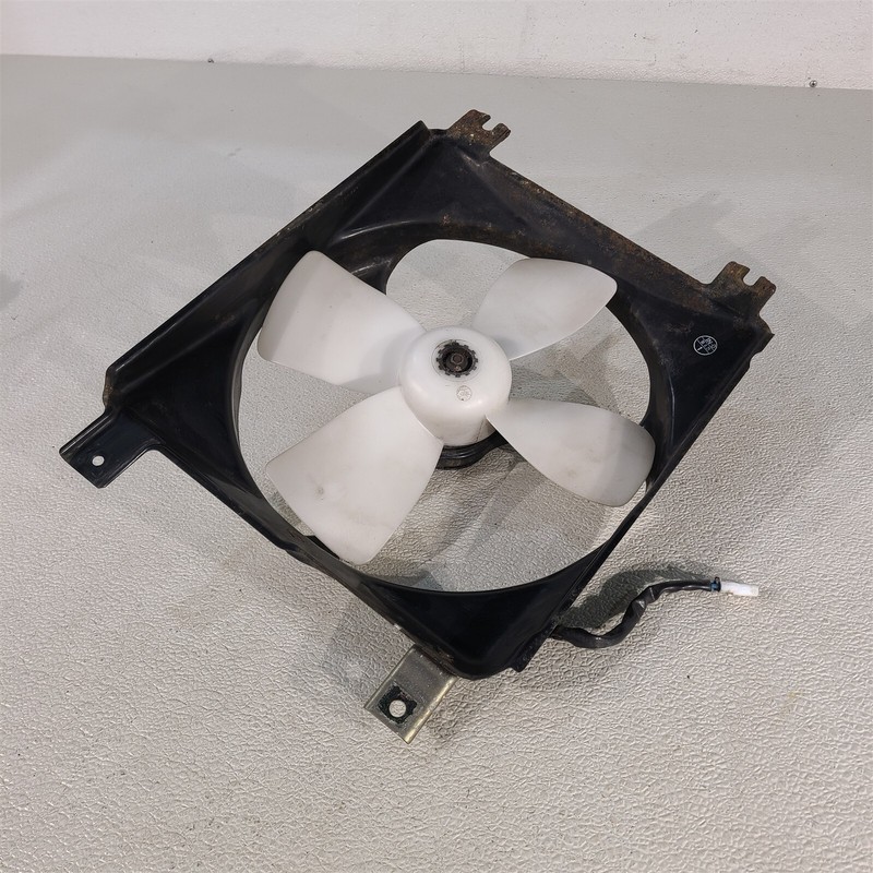 99-05 Mazda Miata MX5 Engine Cooling Fan Rh Aa7455