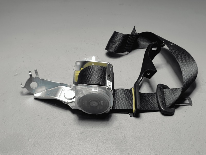 2019-2022 Toyota RAV4 Rear 2nd Row Passenger Seat Belt Seatbelt Retractor OEM