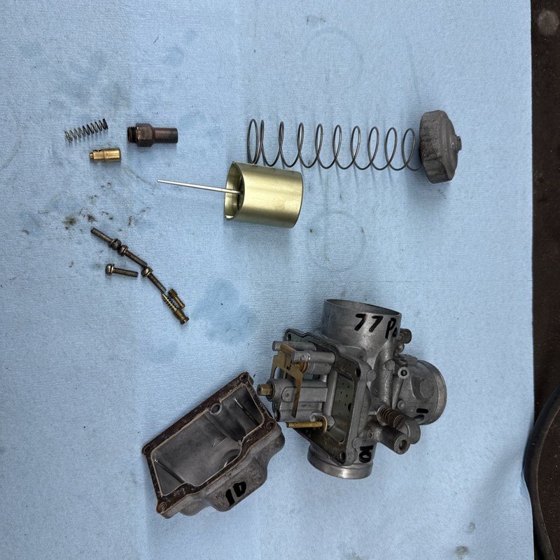 1977 ARCTIC CATPantera 5000 F/A Vintage Snowmobile Motor Carburetor Mikuni 10