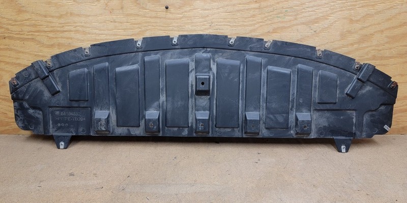 2017 2018 2019 Buick LaCrosse Underbody Front Air Deflector 84164882 OEM