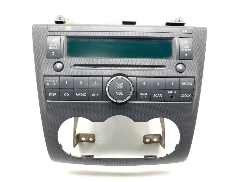Radio AM-FM-CD Fits 2007-2009 Nissan Altima Sedan 76162 **Display Not Working**
