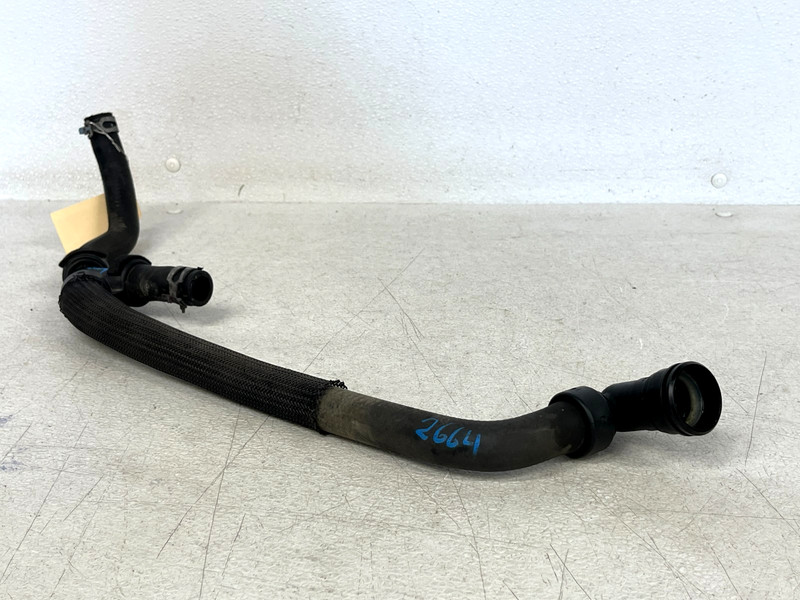 ⭐2015-2017 LINCOLN NAVIGATOR ENGINE COOLANT AUXILIARY WATER PUMP HOSE LOT2664