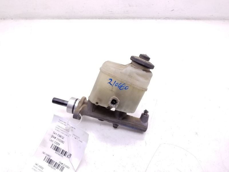 02-06 TOYOTA CAMRY V6 FWD BRAKE MASTER CYLINDER ASSEMBLY