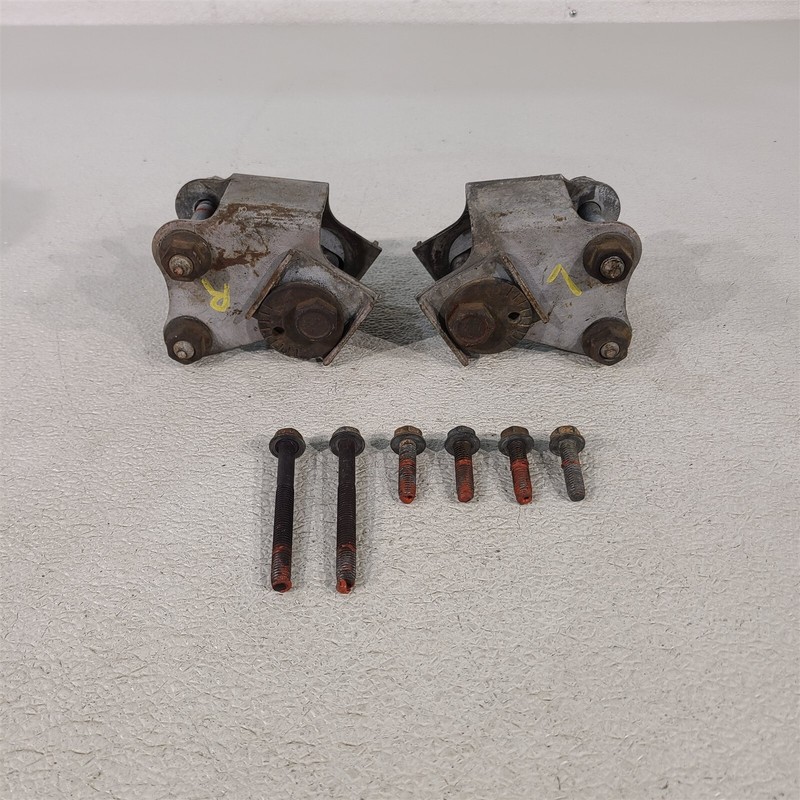 88-96 Corvette C4 Rear Suspension Camber Bracket Set Lh Rh Aa7408