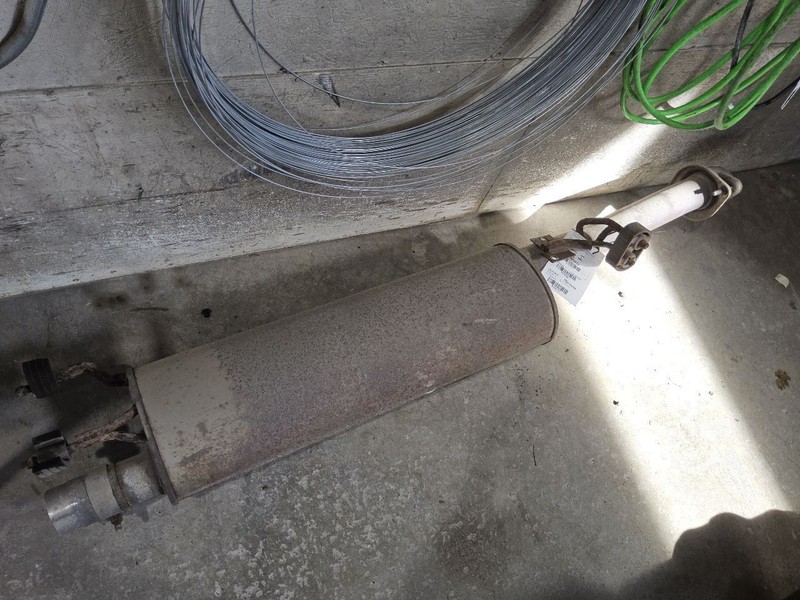 2015-2019 Ford Transit 150 250 350 350HD center / rear muffler exhaust CK4Z5230E