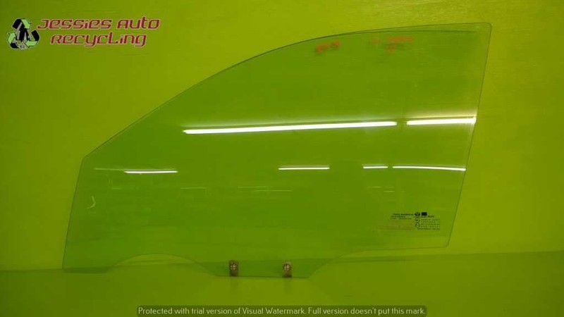 01 DAEWOO LEGANZA SDN DRIVER LEFT FRONT WINDOW DOOR GLASS OEM 1834-36