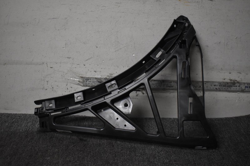 2011-2014 PORSCHE CAYENNE FRONT BUMPER BRACKET RIGHT SIDE FACTORY OEM