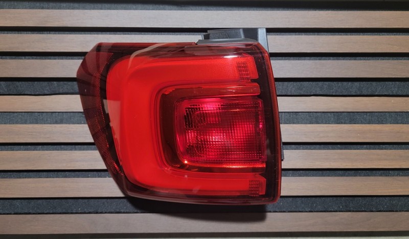 2017 2018 2019 GMC Acadia Rear Outer Left LH Driver Side Tail Light Lamp LED OEM