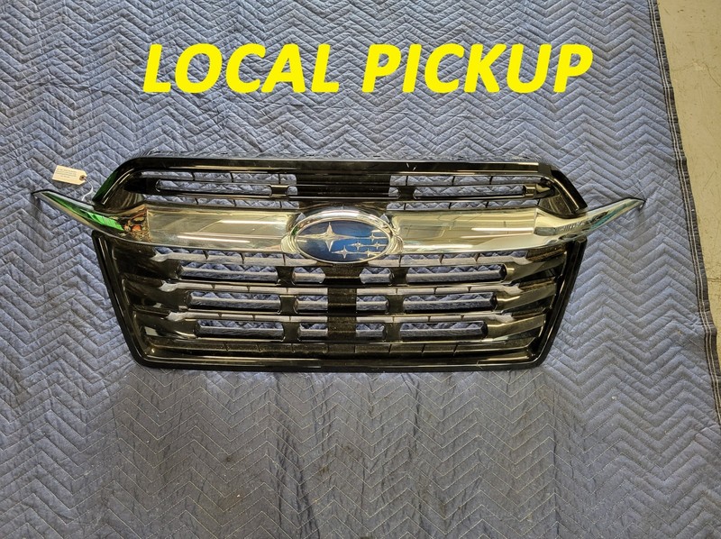 Used Oem Subaru Front Bumper Grille for 2023-2024 Ascent