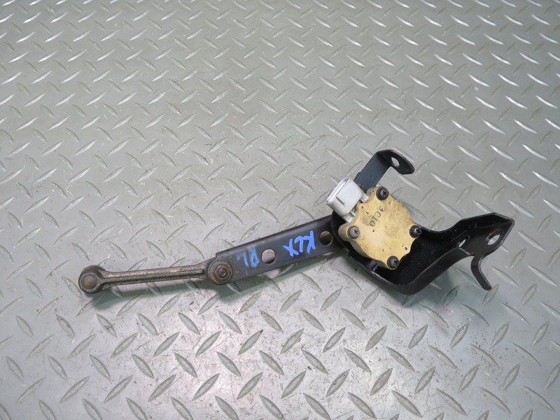 03-07 LEXUS UZJ100L LX470 REAR LEFT SUSPENSION HEIGHT LEVEL SENSOR
