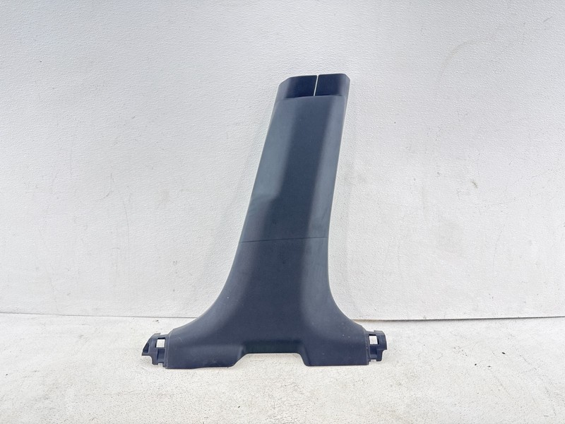 2019-2025 NISSAN ALTIMA RIGHT SIDE LOWER CENTER B PILLAR PANEL TRIM COVER OEM