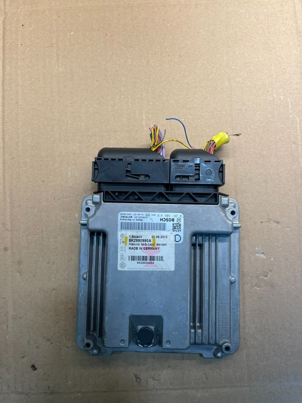2009 Audi A4 Quattro 2.0L ECM Engine Control Module 8k2990990a V1917 PS