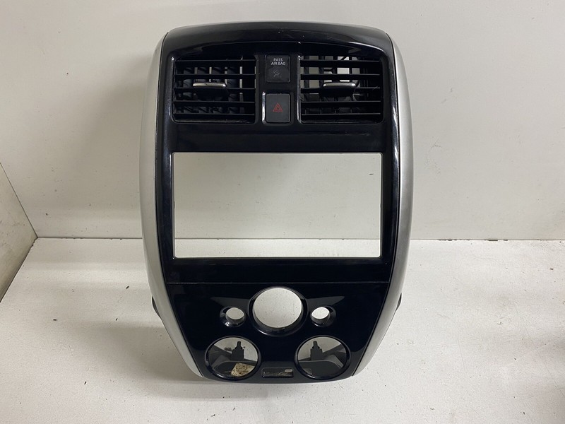 2014-2016 Nissan Versa Hatchback Heater A/C Radio Stereo Climate Bezel Hood Trim