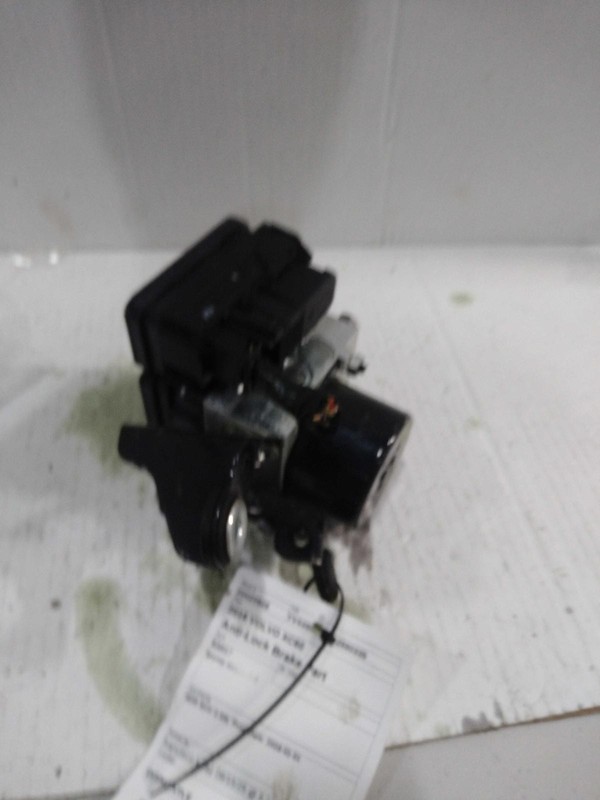 2016 VOLVO XC60 ABS Pump & Motor Assembly OEM 31423348 127k Miles White