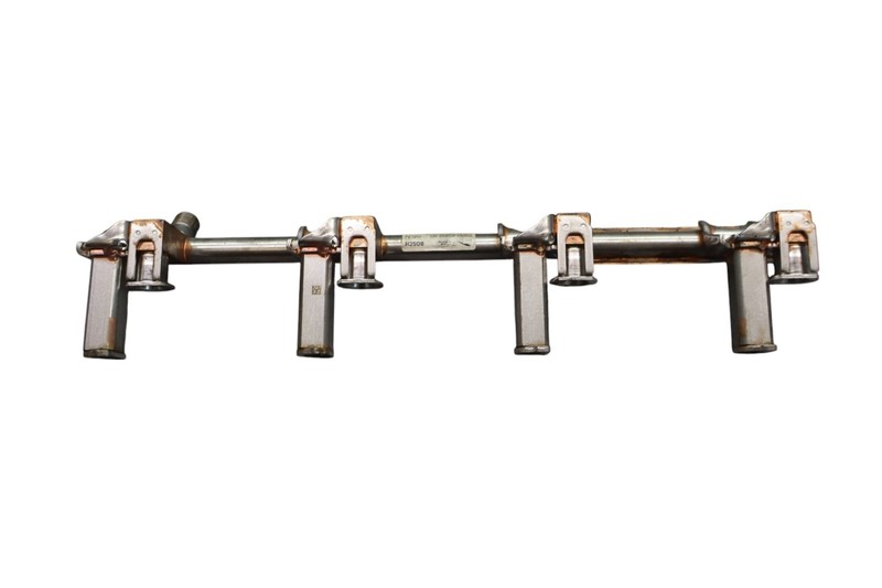 10-20 Jaguar XJ XJL XKR F-Type Left Driver Side Fuel Injection Rail Line Oem