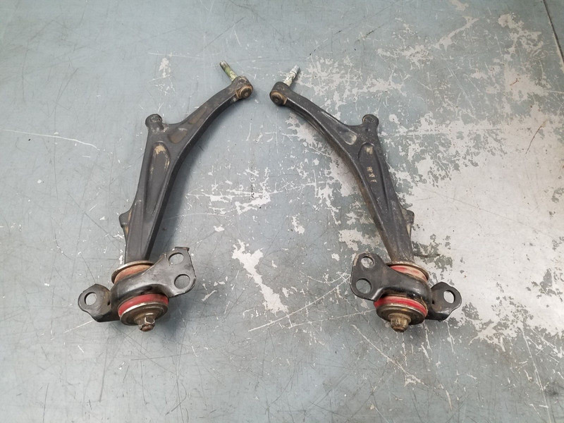 Honda Civic Front Lower Control Arms #057836 F6