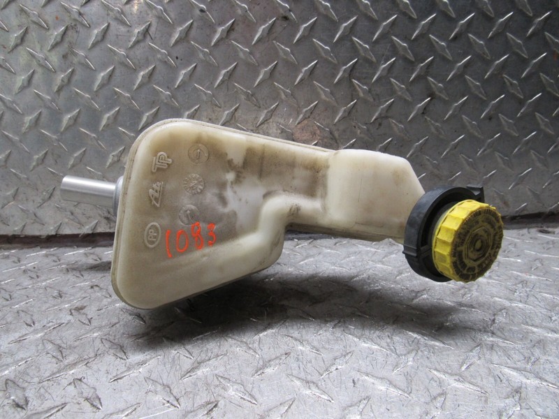 2010-2015 JEEP PATRIOT BRAKE MASTER CYLINDER / 2010-2015 JEEP COMPASS