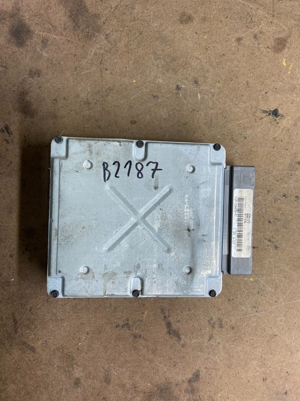 2000 Ford F-150 F 4.2L Engine Control Computer Module YC2F-12A650-FC M9180 DG