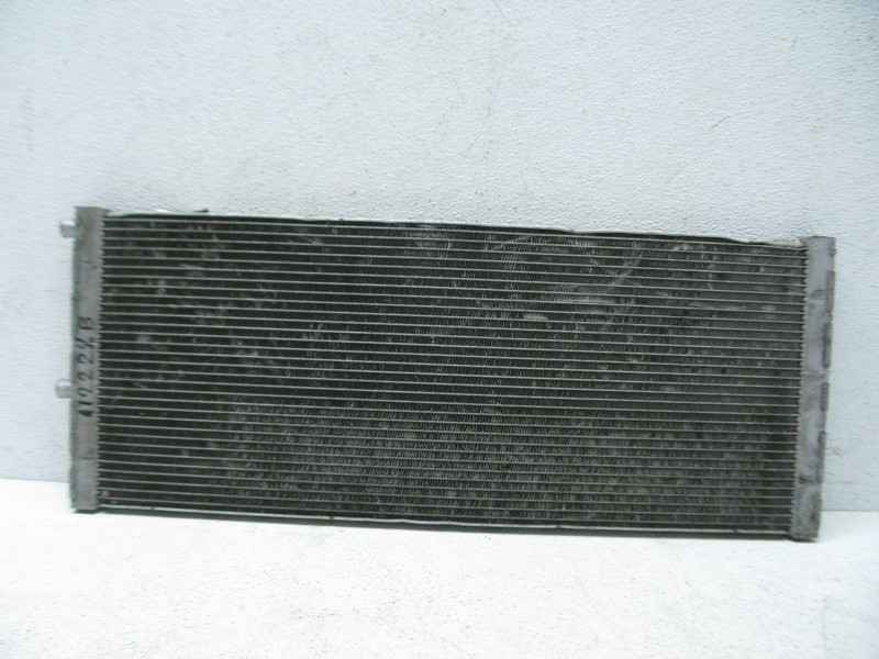 💚 2011-2015 BMW 750i 4.4L Engine Cooling Radiator Small OEM 17117576827