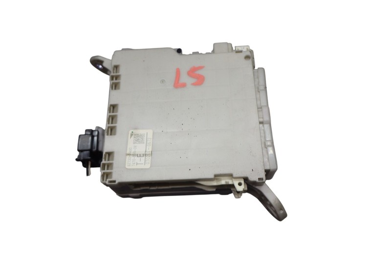 07-12 Lexus XF40 LS460 Front Right Side Interior Fuse Relay Box 82730-50480 OEM