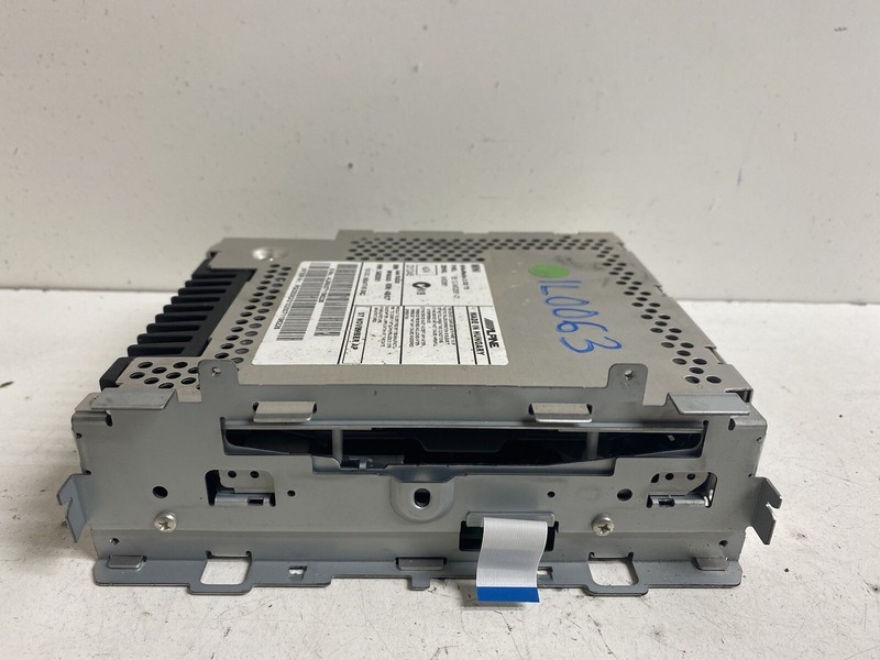 2007-2010 Mini Cooper Radio Stereo 1 DIN Disc CD Player 65. 12-345 2681-01 Oem