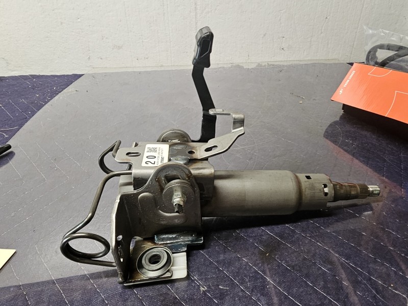 10-15 Toyota Prius Steering Column