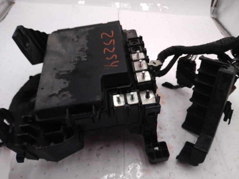 2021 Ford F150 Pickup OEM Used Fuse Box Red ML3T14D068GE 102K Miles
