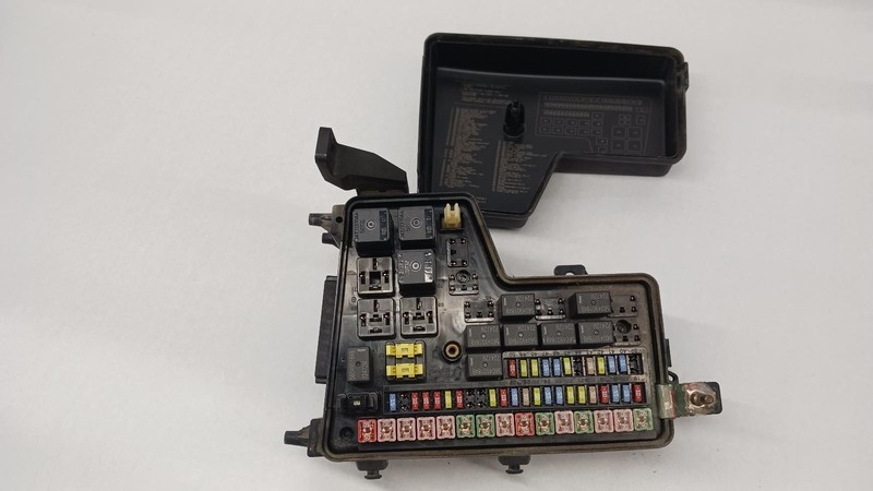 02-'03 DODGE 1500 Engine Fuse Box 5.7L OEM 1 Year Warranty!