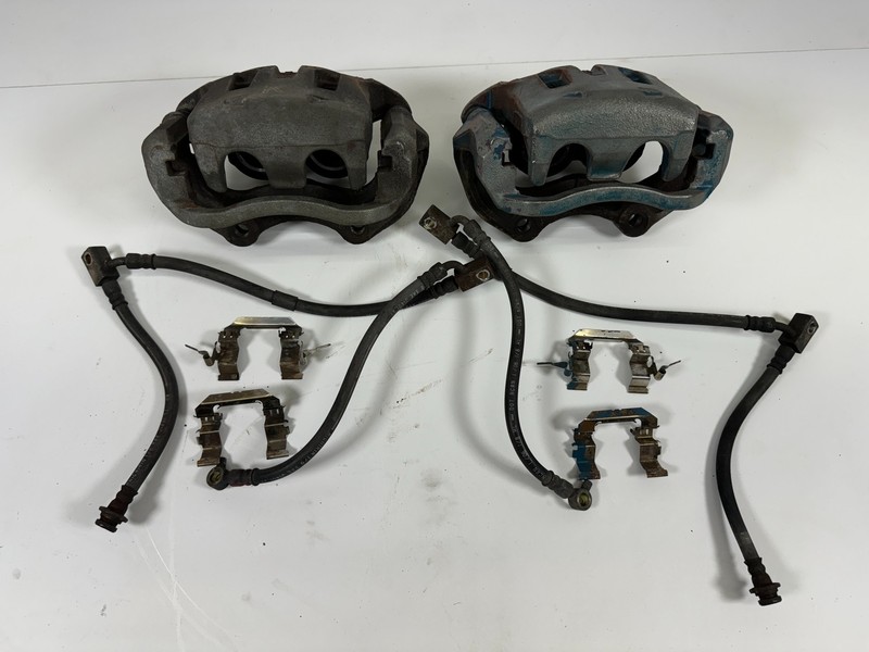 2006-2008 Nissan 350ZFront Brake Calipers SET PAIR With Brake Lines & Hardware