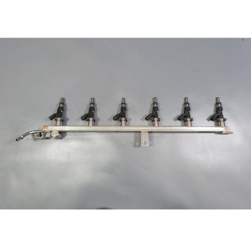 23-25 BMW G05 X5 G07 X7 40iX M440i B58 Low Pressure Fuel Rail with Injectors OEM