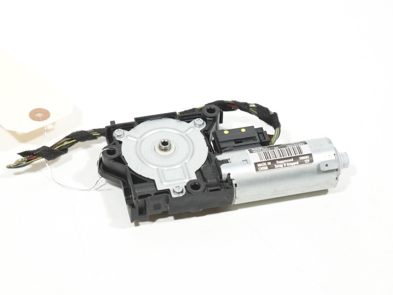 2019-2023 Volkswagen Jetta Panoramic Sunroof Motor Drive Unit OEM 10028299C