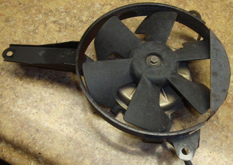 2001 Yamaha YZFR6 YZFR6L YZF R6 YZFR600 R600 Radiator Fan Motor Cooling Coolant