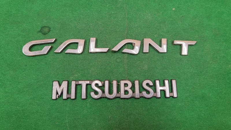 2004 2005 2006 Mitsubishi Galant Rear Bumper Emblems OEM