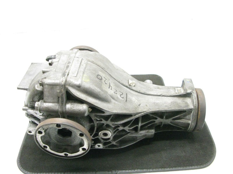 π 05-08 Audi A8 D3 Rear Differential Diff Axle Carrier Assembly ( HNM )