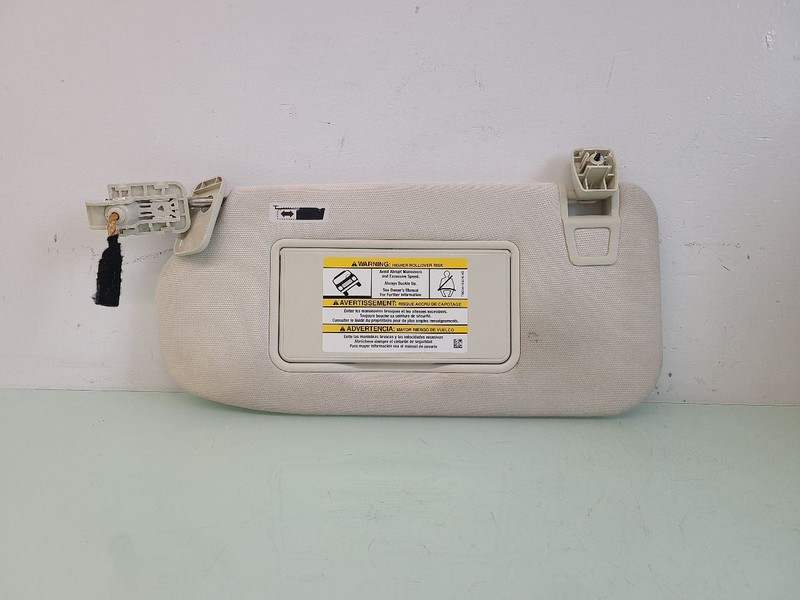 Driver Left Sun Visor With Garage Door Opener Fits 20-24 CORSAIR 586575