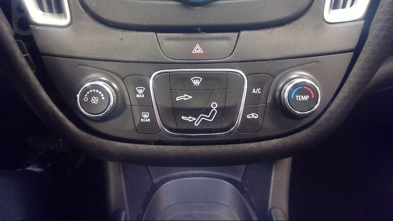 Temperature Control Without Heated Seat L Model Fits 16-17 MALIBU 3450841