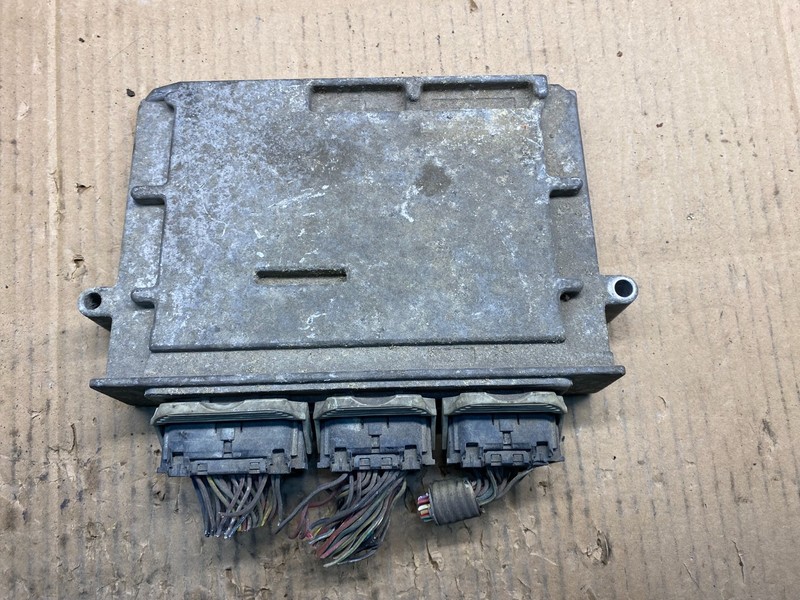 2009 Ford Crown Victoria Engine Control Unit ECU Computer Module y1139 DG