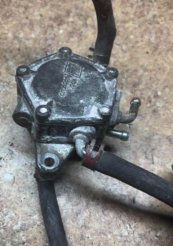 1990 Polaris RMK 700 Indy Snowmobile Fuel Gas Pump Injection Z8