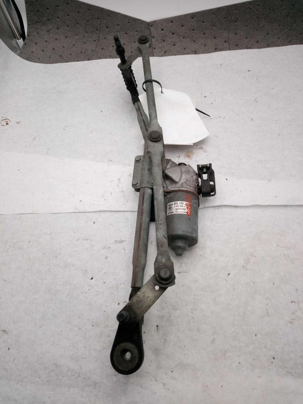 2011 BMW X5 Wiper Linkage OEM White 61614418698 123K Miles Warranty
