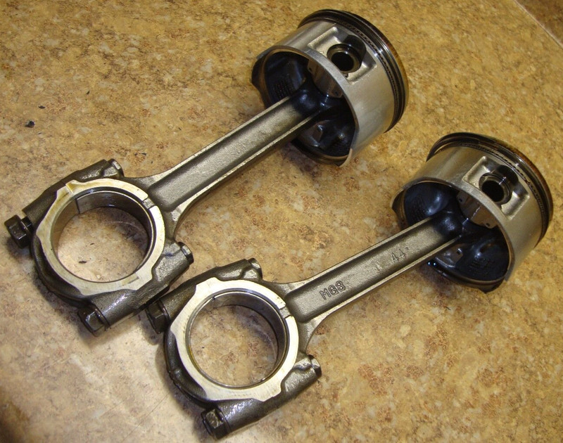2007 Honda Shadow VT1100C VT1100 VT 1100 C Engine Pistons Connecting Rods