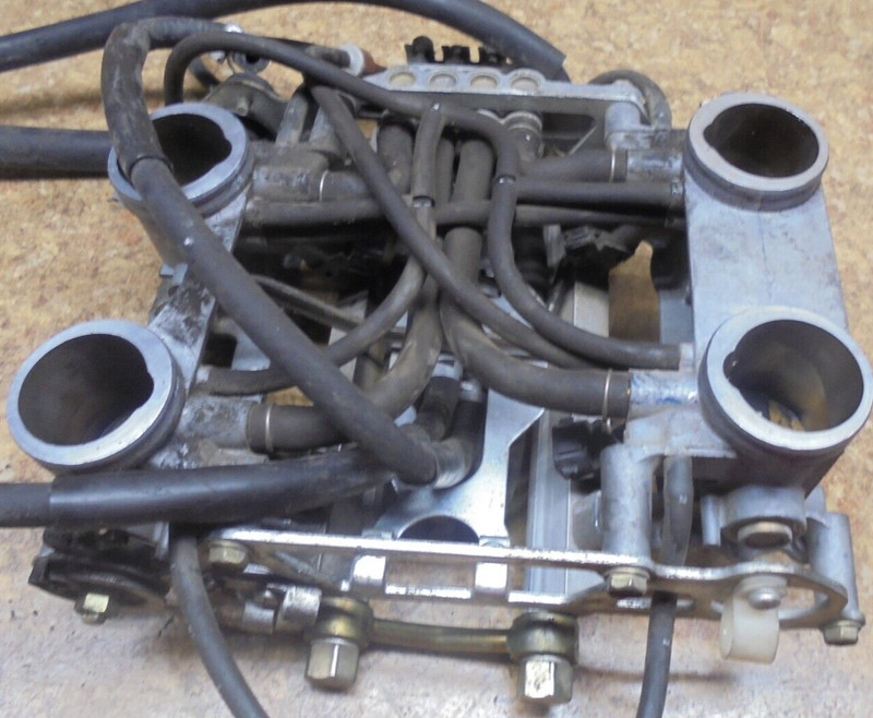 2000 Honda VFR 800 VFR800 Interceptor Throttle Body Fuel injection Carb Injector
