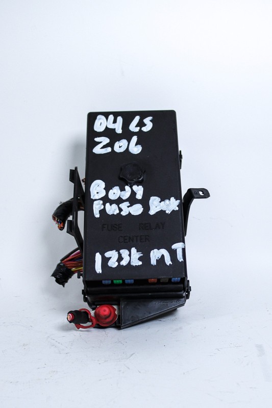 C5 Corvette OEM USED 2001-2004 Z06Exterior Under Hood Fuse Box Block #10443148