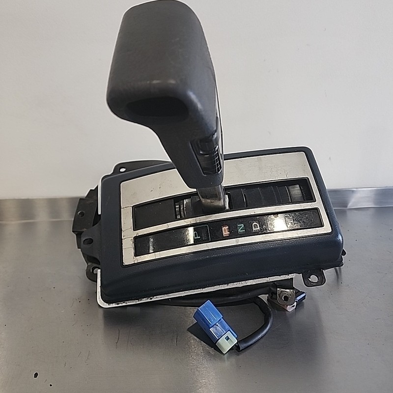 1986 Nissan 300zx FLOOR SHIFTER AUTOMATIC OVER DIRVE V6 AT OEM O/D
