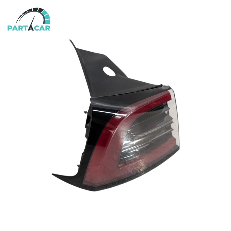 2021-2023 Tesla M3/MY Rear LH Driver LED Outer Tail Light 4 Pin OEM CRACK/SCUFF