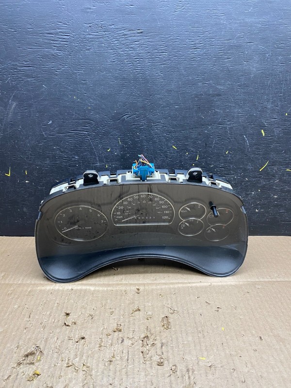 2009 Saab 9-7XGauge Speedometer Cluster OEM V1683 DG