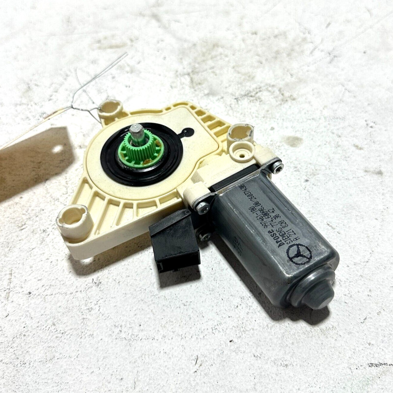 2007-2013 MERCEDES S550 W221 REAR RIGHT SIDE DOOR WINDOW REGULATOR MOTOR OEM