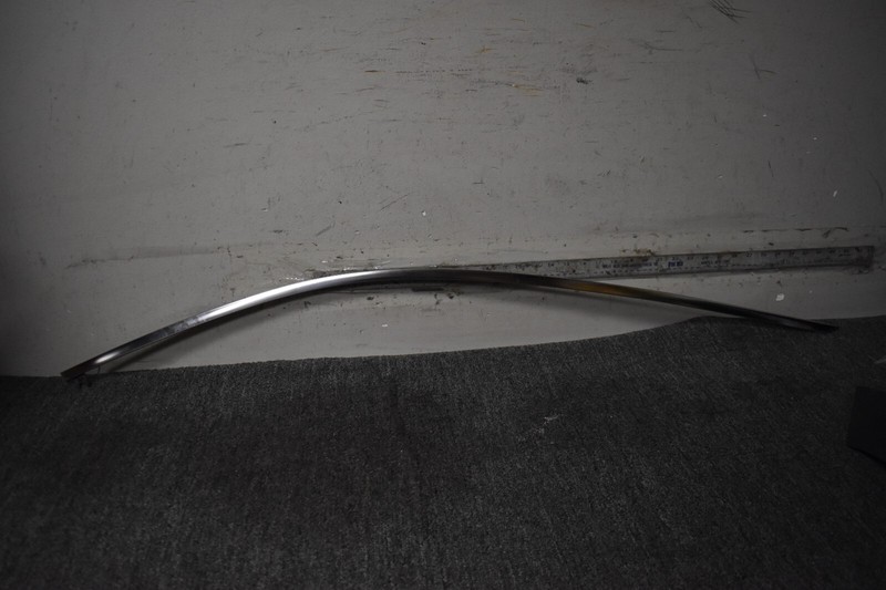 2014-2019 INFINITI Q50 FRONT DOOR MOLDING RIGHT SIDE FACTORY OEM