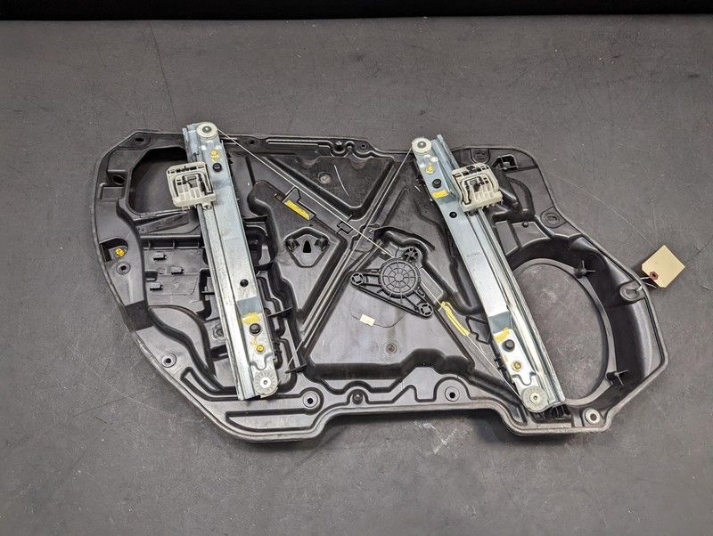 Front Right Door Window Regulator 2016 Dodge Charger 68103996AB 2014 - 2022 2023
