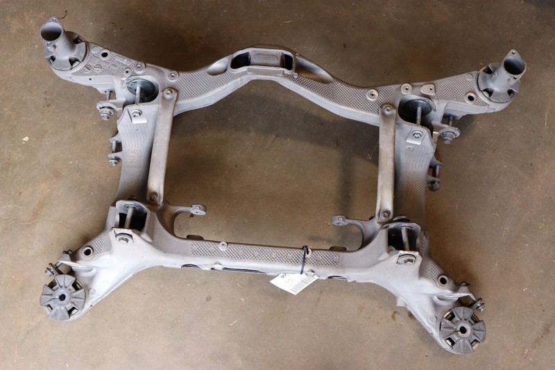 2010-2016 PORSCHE PANAMERA 4.8L RWD REAR SUSPENSION CROSSMEMBER SUBFRAME OEM
