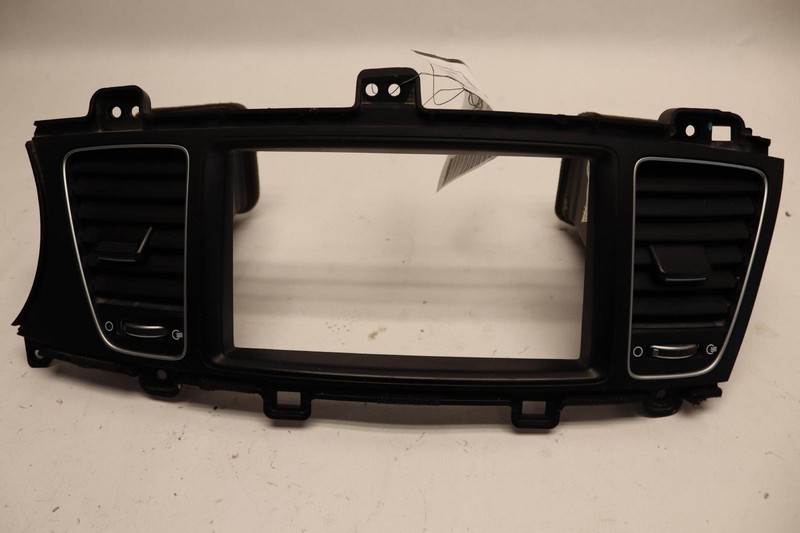2014-2016 KIA CADENZA DASHBOARD DISPLAY SCREEN BEZEL TRIM W/ AIR VENT OEM